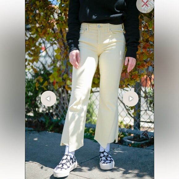 ÉTICA MICKI CROP FLARE JEAN - MELLOW YELLOW NWOT Size 30 - Picture 2 of 6